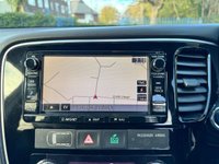 USED 2017 17 MITSUBISHI OUTLANDER 2.0h 12kWh 4h SUV 5dr Petrol Plug-in Hybrid CVT 4WD Euro 6 (s/s) (200 ps) Sunroof, Reverse Camera
