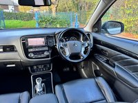 USED 2017 17 MITSUBISHI OUTLANDER 2.0h 12kWh 4h SUV 5dr Petrol Plug-in Hybrid CVT 4WD Euro 6 (s/s) (200 ps) Sunroof, Reverse Camera