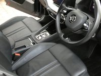 USED 2022 72 SKODA OCTAVIA 1.4 TSI iV 13kWh SE L Hatchback 5dr Petrol Plug-in Hybrid DSG Euro 6 (s/s) (204 ps) SAT NAV ANDROID APPLE CARPLAY HEATED LEATHER INTERIOR CRUISE CONTROL PARKING SENSORS 1 OWNER EXCELLENT SERVICE HISTORY WARRANTY