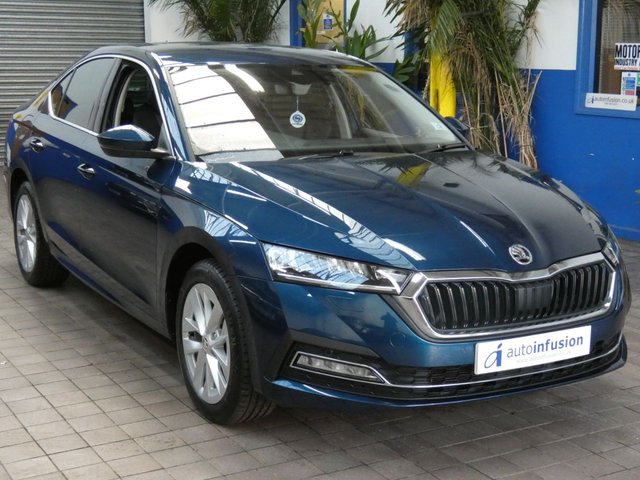 2022 72 Skoda Octavia 1.4 TSI iV 13kWh SE L Hatchback 5dr Petrol Plug-in Hybrid DSG Euro 6 (s/s) (204 ps)