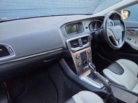 USED 2018 18 VOLVO V40 CROSS COUNTRY 1.5 T3 Hatchback 5dr Petrol Auto Euro 6 (s/s) (152 ps) &pound;6475 of Extras, Front & Rear Sensors, Power Folding Wingmirrors, Auto Lights, Leather Seats, Parking Camera, Park Assist, Electric Seats, Memory Seats, Climate control, Speed Limiter, Bluetooth, Panoramic Sunroof