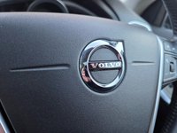 USED 2018 18 VOLVO V40 CROSS COUNTRY 1.5 T3 Hatchback 5dr Petrol Auto Euro 6 (s/s) (152 ps) &pound;6475 of Extras, Front & Rear Sensors, Power Folding Wingmirrors, Auto Lights, Leather Seats, Parking Camera, Park Assist, Electric Seats, Memory Seats, Climate control, Speed Limiter, Bluetooth, Panoramic Sunroof
