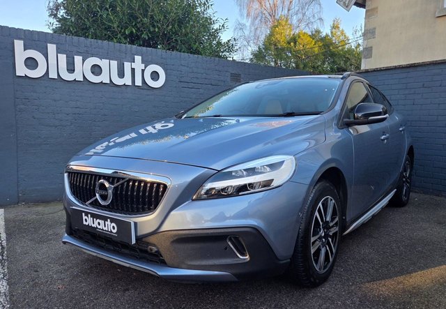 2018 18 Volvo V40 Cross Country 1.5 T3 Hatchback 5dr Petrol Auto Euro 6 (s/s) (152 ps)