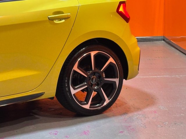 2020 AUDI A1 1.5 TFSI 35 S line Style Edition Sportback 5dr Petrol S Tronic Euro 6 (s/s) (150 ps) Technology Pack. Plus Pack. - Photo 12