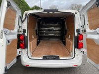 USED 2022 72 VAUXHALL VIVARO 2700 SPORTIVE L1 SWB 1.5TD 120PS  Higher Specification Sportive Model With Air Con, Media Screen, Parking Sensors, Cruise Control, Load Through Bulkhead, Security Locks & Ply Lining!
