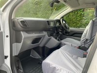 USED 2022 72 VAUXHALL VIVARO 2700 SPORTIVE L1 SWB 1.5TD 120PS  Higher Specification Sportive Model With Air Con, Media Screen, Parking Sensors, Cruise Control, Load Through Bulkhead, Security Locks & Ply Lining!