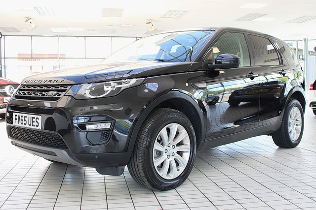 2016 Land Rover Vehicle