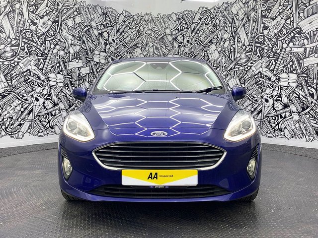 2017 Ford Fiesta 1L Titanium 5dr - Photo 4