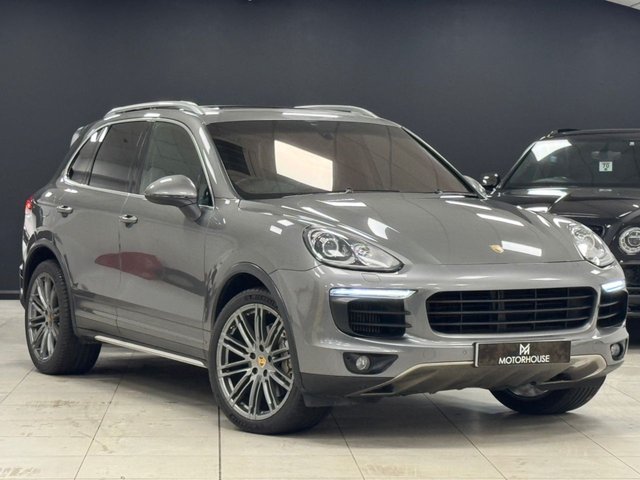 2015 PORSCHE CAYENNE