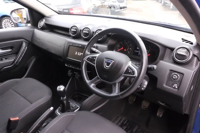 2021 DACIA DUSTER - Photo 4