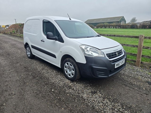 2018 67 Peugeot Partner 1.6 BlueHDi 854 Professional Panel Van 5dr Diesel Manual L1 (112 g/km, 97.64 bhp)