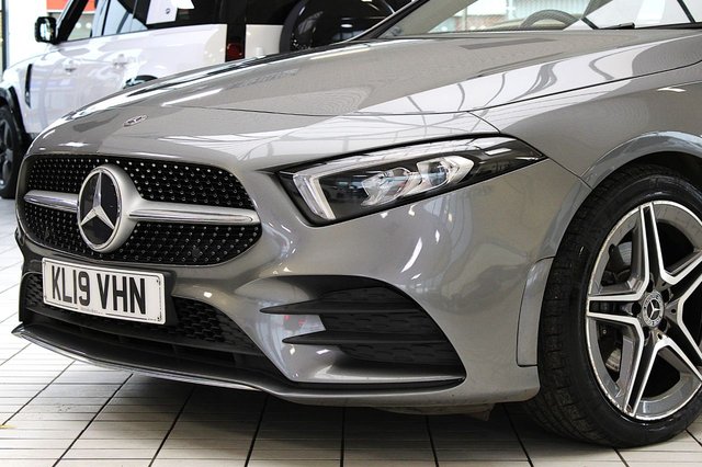 2019 MERCEDES-BENZ A-CLASS 1.3 A180 AMG Line Hatchback 5dr Petrol Manual Euro 6 (s/s) (136 ps) - Photo 5