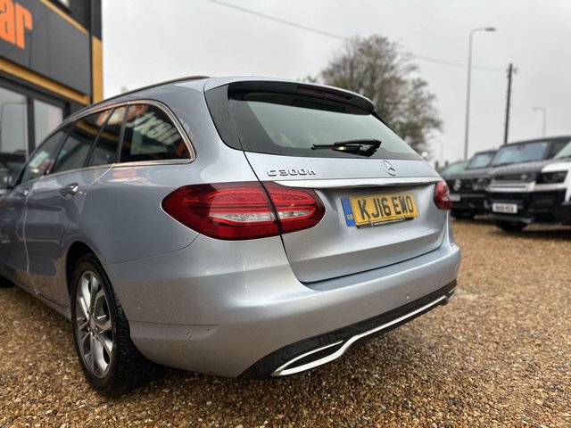 2016 Mercedes-Benz C-Class 2L Sport 5dr - Photo 7