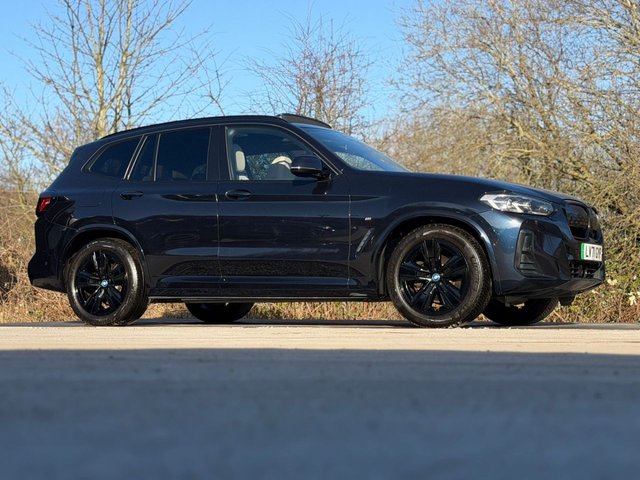 2021 BMW IX3 - Photo 8