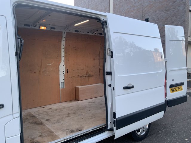 2023 Renault Master 2.3L Business+ 4dr - Photo 8