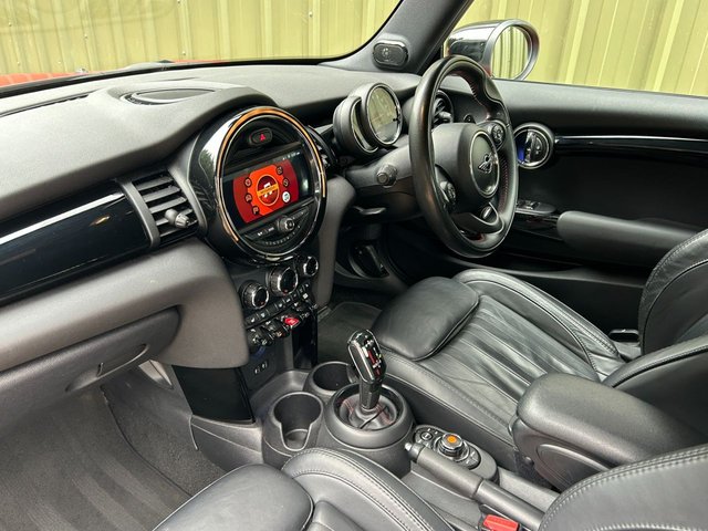 2019 MINI HATCH - Photo 2