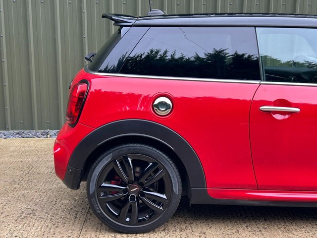 2019 MINI HATCH - Photo 9