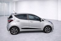 USED 2018 68 HYUNDAI I10 1.2 Premium SE Hatchback 5dr Petrol Manual Euro 6 (87 ps) ULEZ COMPLIANT, 15 Inch Alloy wheels, Sat Nav, Bluetooth, DAB radio, USB, heated front seat and Steering Wheel, Part Service history, Free Warranty and Free 1yr RAC Recovery package.