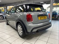 USED 2022 71 MINI HATCH 1.5 One Classic Hatchback 3dr Petrol Manual Euro 6 (s/s) (102 ps) MOONWALK GREY / BLACK "FIREWORK" CLOTH TRIM / AIRCON / ELECTRIC FRONT WINDOWS / AUTO LIGHTS / WIPERS / CRUISE CONTROL / SPEED LIMITER / DAB AUDIO / BLUETOOTH / APPLE CARPLAY / LED INTERNAL LIGHTING / SERVICE HISTORY / NEW MOT