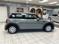 USED 2022 71 MINI HATCH 1.5 One Classic Hatchback 3dr Petrol Manual Euro 6 (s/s) (102 ps) MOONWALK GREY / BLACK "FIREWORK" CLOTH TRIM / AIRCON / ELECTRIC FRONT WINDOWS / AUTO LIGHTS / WIPERS / CRUISE CONTROL / SPEED LIMITER / DAB AUDIO / BLUETOOTH / APPLE CARPLAY / LED INTERNAL LIGHTING / SERVICE HISTORY / NEW MOT