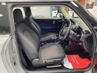 USED 2022 71 MINI HATCH 1.5 One Classic Hatchback 3dr Petrol Manual Euro 6 (s/s) (102 ps) MOONWALK GREY / BLACK "FIREWORK" CLOTH TRIM / AIRCON / ELECTRIC FRONT WINDOWS / AUTO LIGHTS / WIPERS / CRUISE CONTROL / SPEED LIMITER / DAB AUDIO / BLUETOOTH / APPLE CARPLAY / LED INTERNAL LIGHTING / SERVICE HISTORY / NEW MOT