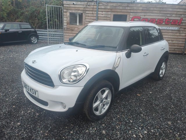 View our MINI COUNTRYMAN