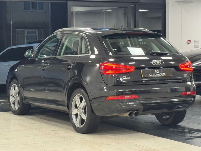 2011 AUDI Q3 - Photo 2