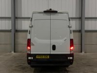 USED 2015 65 IVECO DAILY WELFARE MESS VAN MWB H/ROOF 2.3 TD 13V 35S 3000 - NO VAT 1 YEARS MOT, 1 OWNER, WELFARE