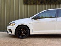 USED 2019 19 VOLKSWAGEN GOLF 2.0 TDI R-Line Hatchback 5dr Diesel DSG Euro 6 (s/s) (150 ps) 