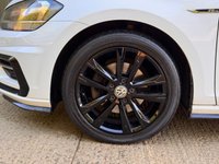 USED 2019 19 VOLKSWAGEN GOLF 2.0 TDI R-Line Hatchback 5dr Diesel DSG Euro 6 (s/s) (150 ps) 