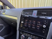 USED 2019 19 VOLKSWAGEN GOLF 2.0 TDI R-Line Hatchback 5dr Diesel DSG Euro 6 (s/s) (150 ps) 