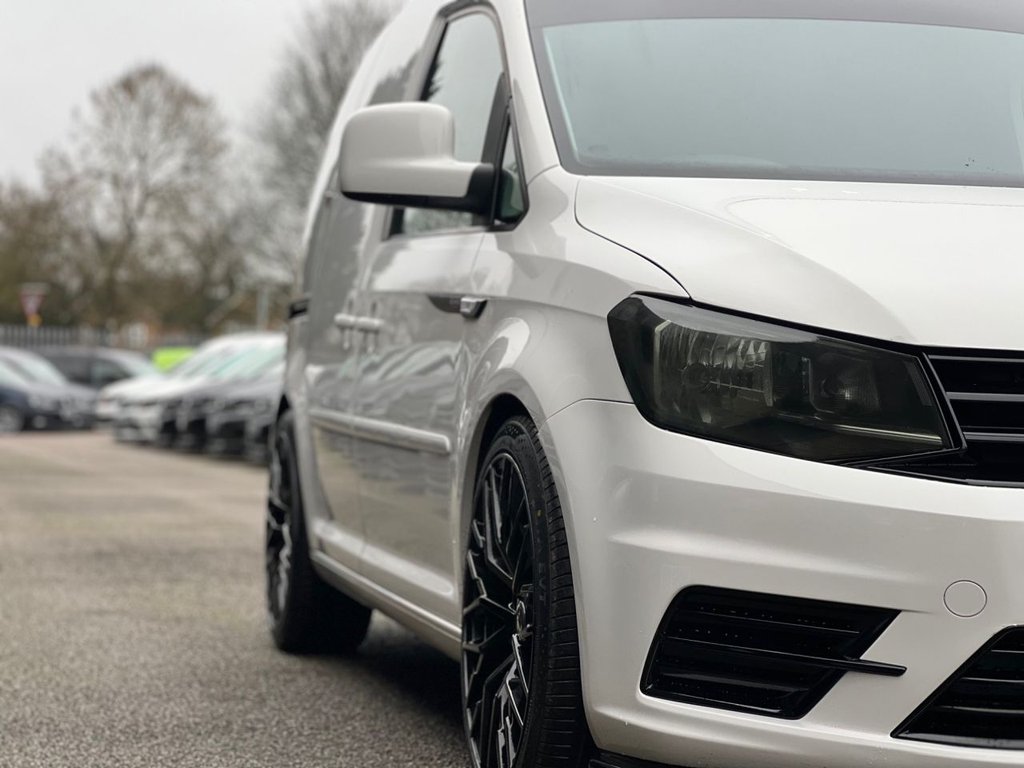USED 2019 68 VOLKSWAGEN CADDY 2.0 TDI C20 BlueMotion Tech Trendline Panel Van 5dr Diesel DSG SWB Euro 6 (s/s) (102 ps) AIR CON / COILOVERS