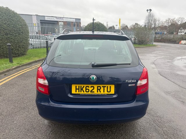 2013 Skoda Fabia 1.2L Elegance 5dr - Photo 2