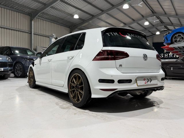 View our VOLKSWAGEN GOLF