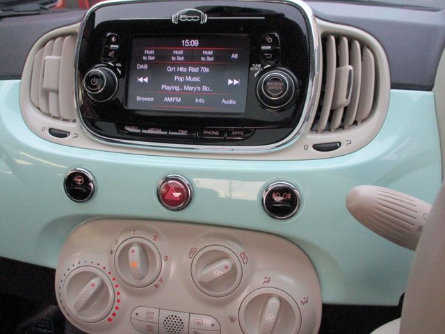 2016 FIAT 500 1.2 Lounge Hatchback 3dr Petrol Manual Euro 6 (s/s) (69 bhp) STUNNING 18K ONLY ,£20 ROAD TAX ,ONE LADY OWNER ,12 MONTHS MOT ,6 MONTHS WARRANTY ,PANORAMIC ROOF ,PARKING SENSORS ,ALLOYS ,AIR-CON ,8 SERVICE STAMPS ,PRISTINE EXAMPLE , - Photo 7