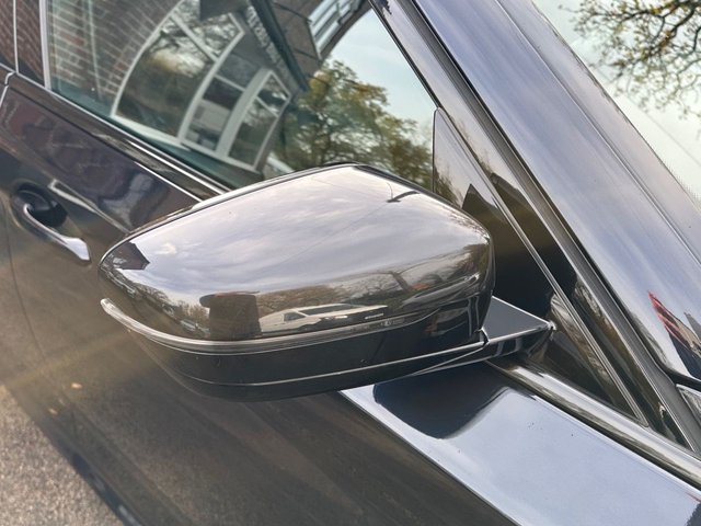 2019 BMW 5 SERIES - Photo 8