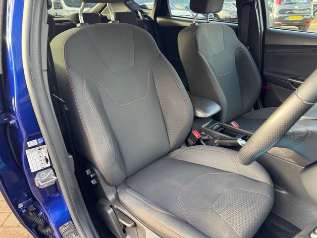 2018 Ford Focus 1L St-Line 5dr - Photo 3