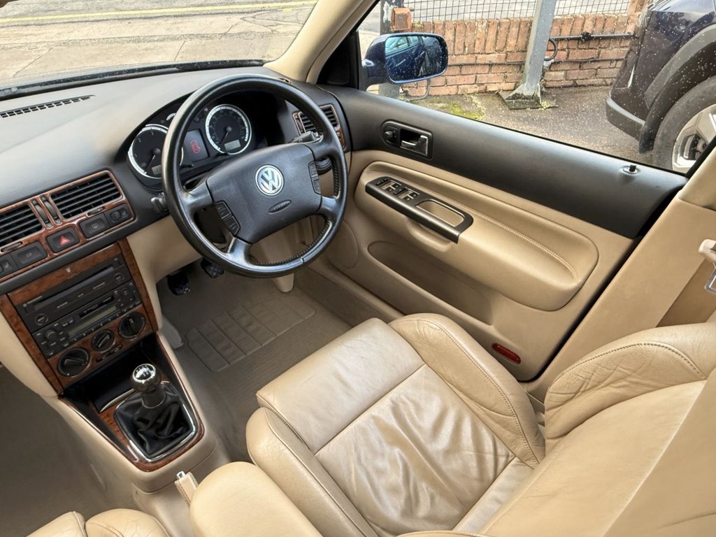 USED 2005 05 VOLKSWAGEN BORA 1.9 TDI PD Highline Saloon 4dr Diesel Manual (149 g/km, 130 bhp) FULL SERVICE HISTORY + CRUISE