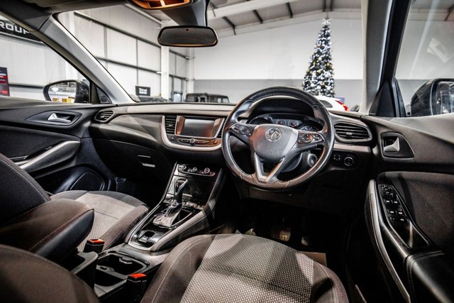2018 Vauxhall Grandland X 1.2L Se 5dr - Photo 2