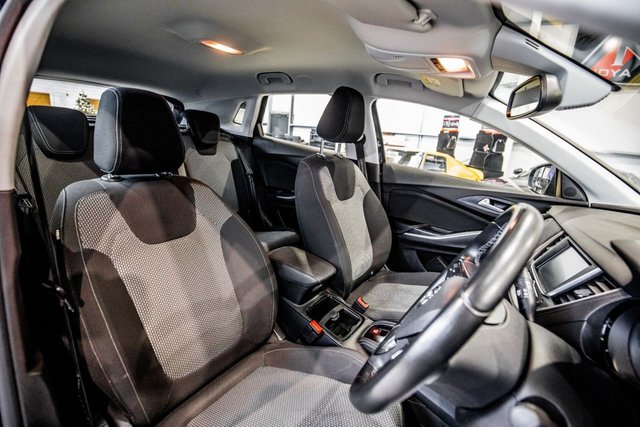 2018 Vauxhall Grandland X 1.2L Se 5dr - Photo 3