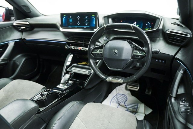 2020 PEUGEOT E-2008 50kWh GT Auto 5dr - Photo 11