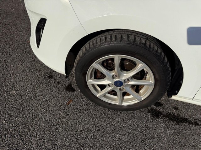 2018 FORD FIESTA - Photo 10