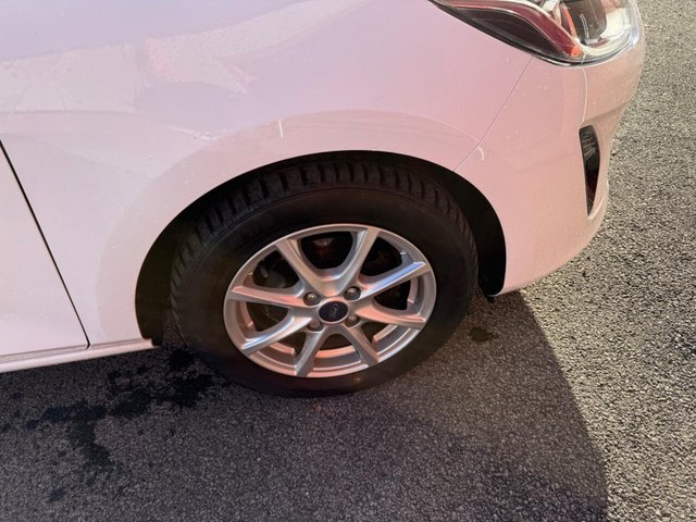 2018 FORD FIESTA - Photo 12