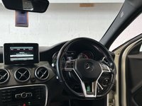 USED 2015 15 MERCEDES-BENZ GLA 2.1 GLA200 CDI AMG Line SUV 5dr Diesel 7G-DCT Euro 6 (s/s) (136 ps) 