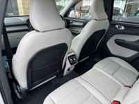 USED 2020 70 VOLVO XC40 2.0 B4 MHEV Inscription SUV 5dr Petrol Hybrid Auto Euro 6 (s/s) (197 ps) Panoramic Roof + Blond Leather