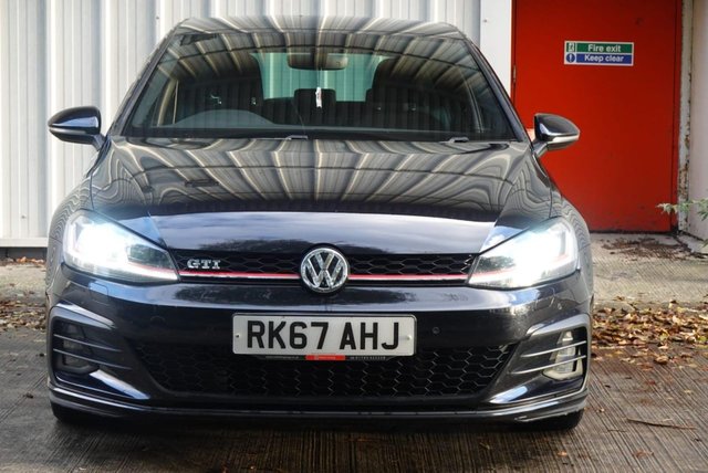 2017 VOLKSWAGEN GOLF 2.0 TSI BlueMotion Tech GTI Hatchback 5dr Petrol Manual Euro 6 (s/s) (230 ps) - Photo 9