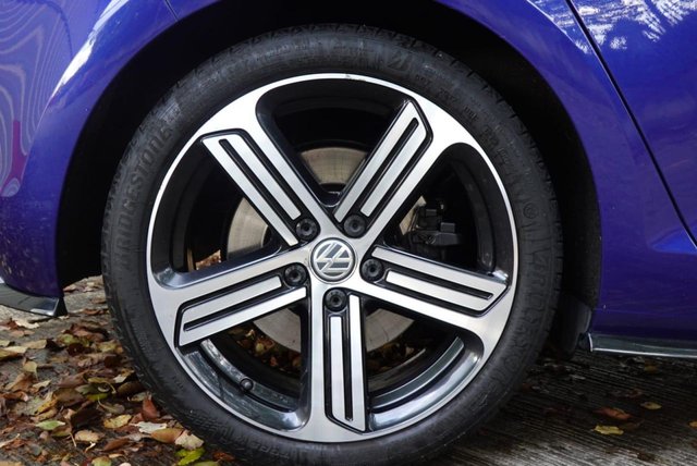 2017 VOLKSWAGEN GOLF 2.0 TSI BlueMotion Tech R Hatchback 5dr Petrol Manual 4Motion Euro 6 (s/s) (310 ps) - Photo 7