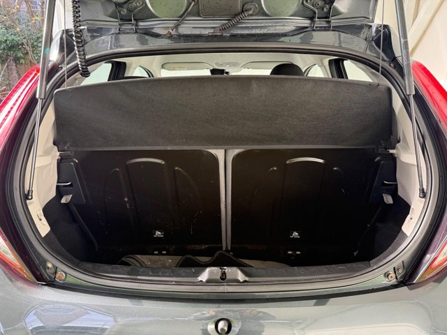 2020 TOYOTA AYGO 2020 1.0 VVT-i x-play x-shift Euro 6 5dr (Safety Sense) - Photo 8