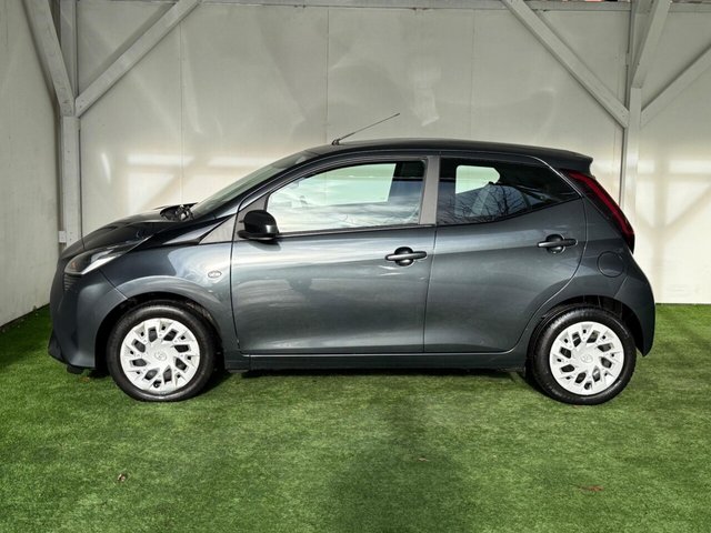 2020 TOYOTA AYGO 2020 1.0 VVT-i x-play x-shift Euro 6 5dr (Safety Sense) - Photo 10
