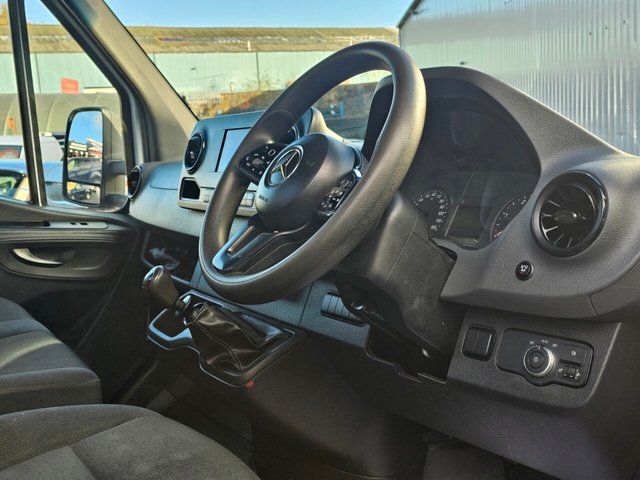 2019 Mercedes-Benz SPRINTER - Photo 8